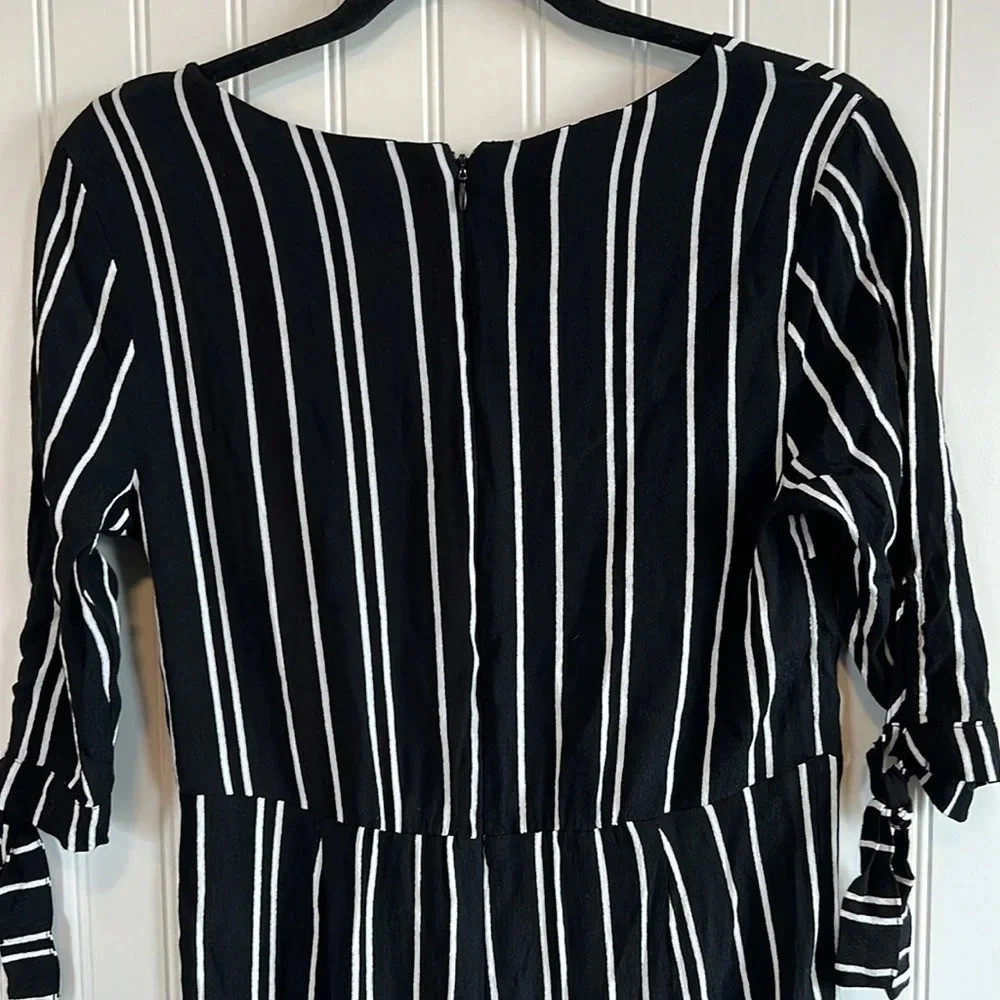 Wild fable,‎ pants suit, jumpsuit, black and white stripe women size medium - Picture 5 of 7